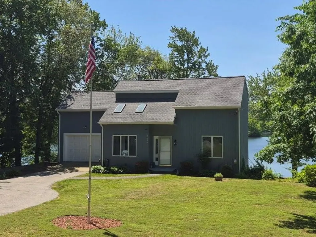 2484 Hartford Avenue Johnston RI 02919