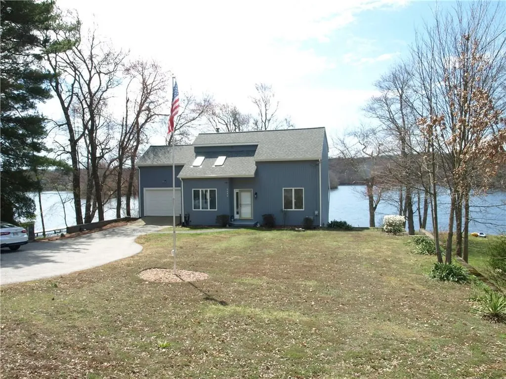 2484 Hartford Avenue Johnston RI 02919