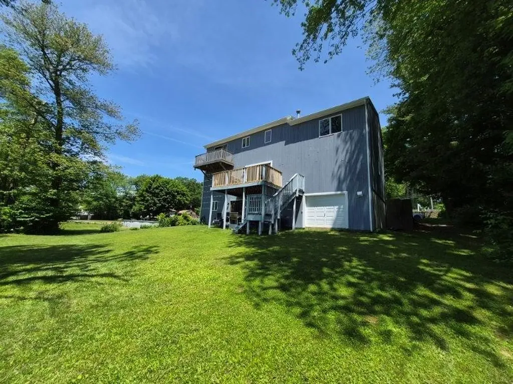 2484 Hartford Avenue Johnston RI 02919