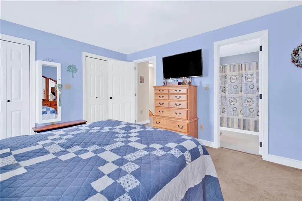 1175 Diamond Hill Road Woonsocket RI 02895