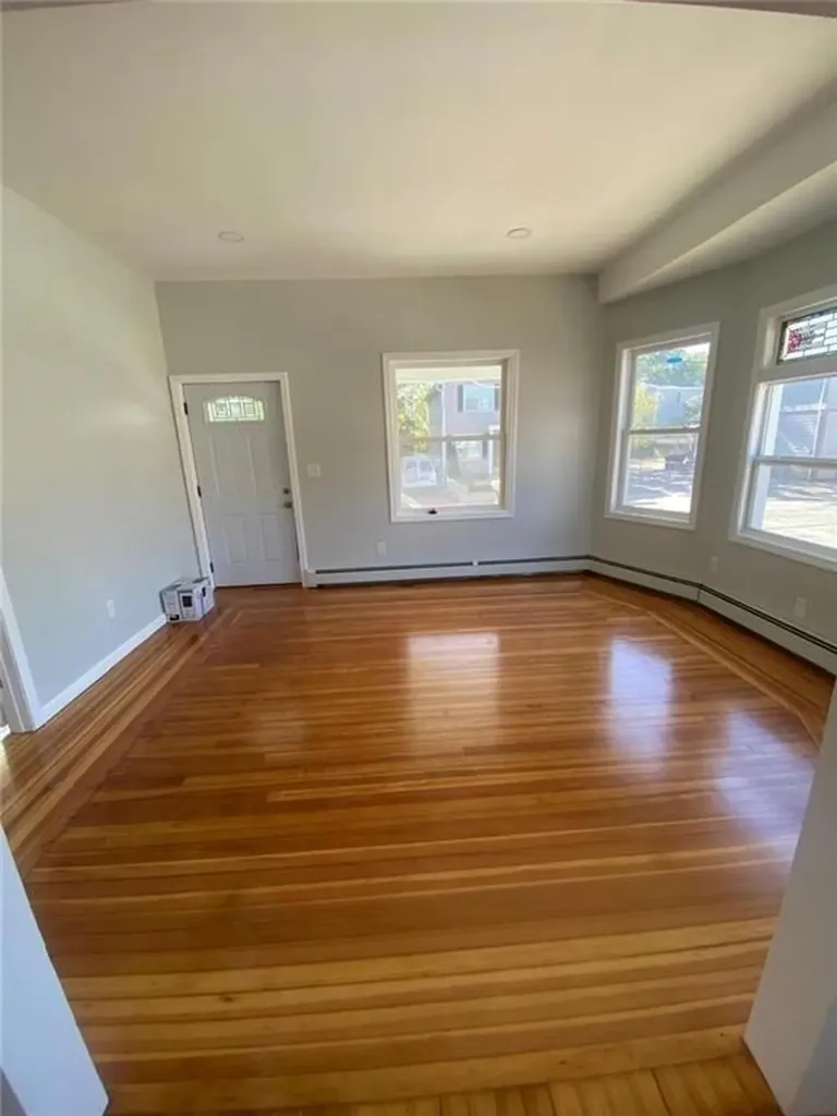 178 Ledge Street Providence RI 02904