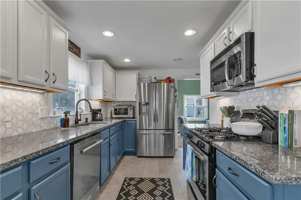 170 Heritage Road North Kingstown RI 02852