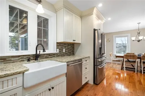 81 South Pier Road Narragansett RI 02882