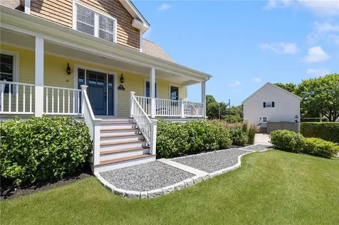 81 South Pier Road Narragansett RI 02882