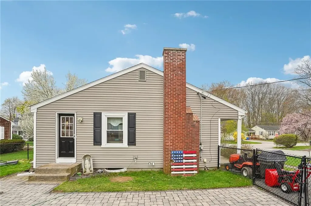 87 Evergreen Street Cumberland RI 02864
