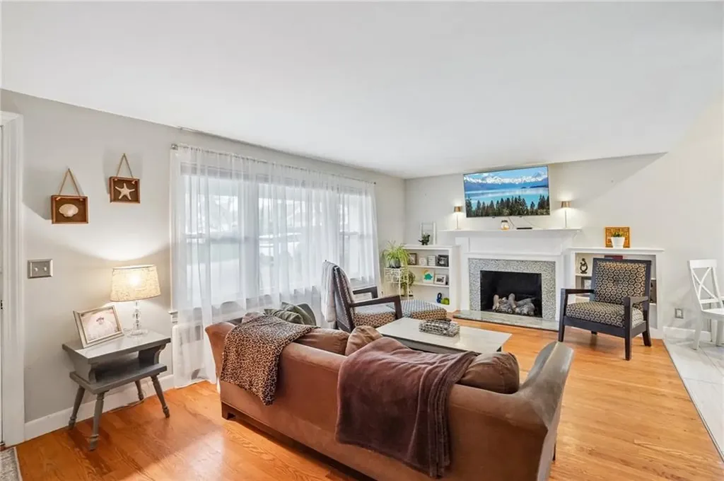 87 Evergreen Street Cumberland RI 02864