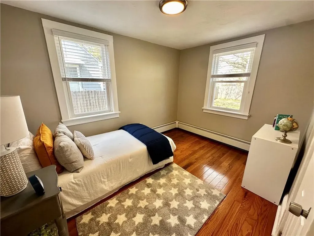 143 River Vue Avenue Warwick RI 02889