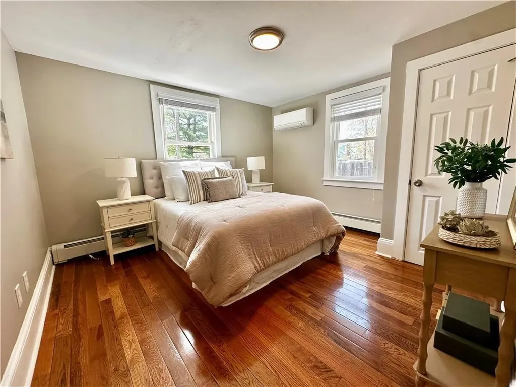 143 River Vue Avenue Warwick RI 02889