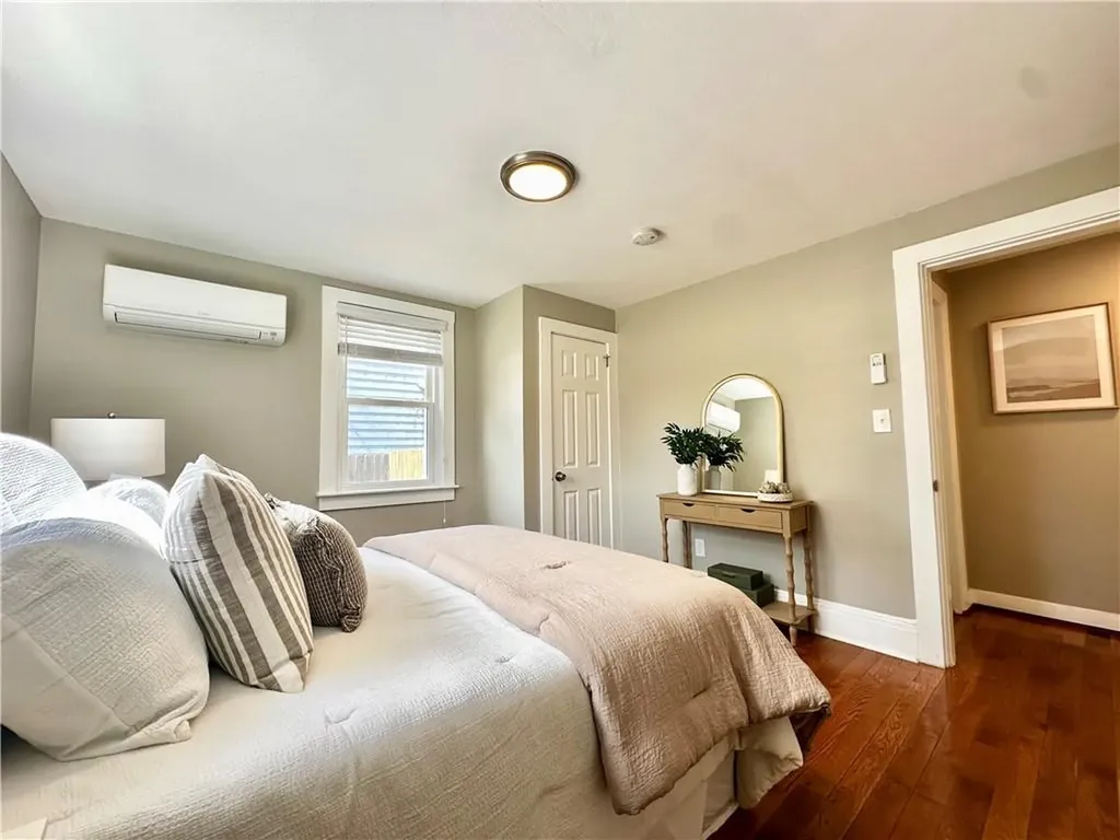 143 River Vue Avenue Warwick RI 02889