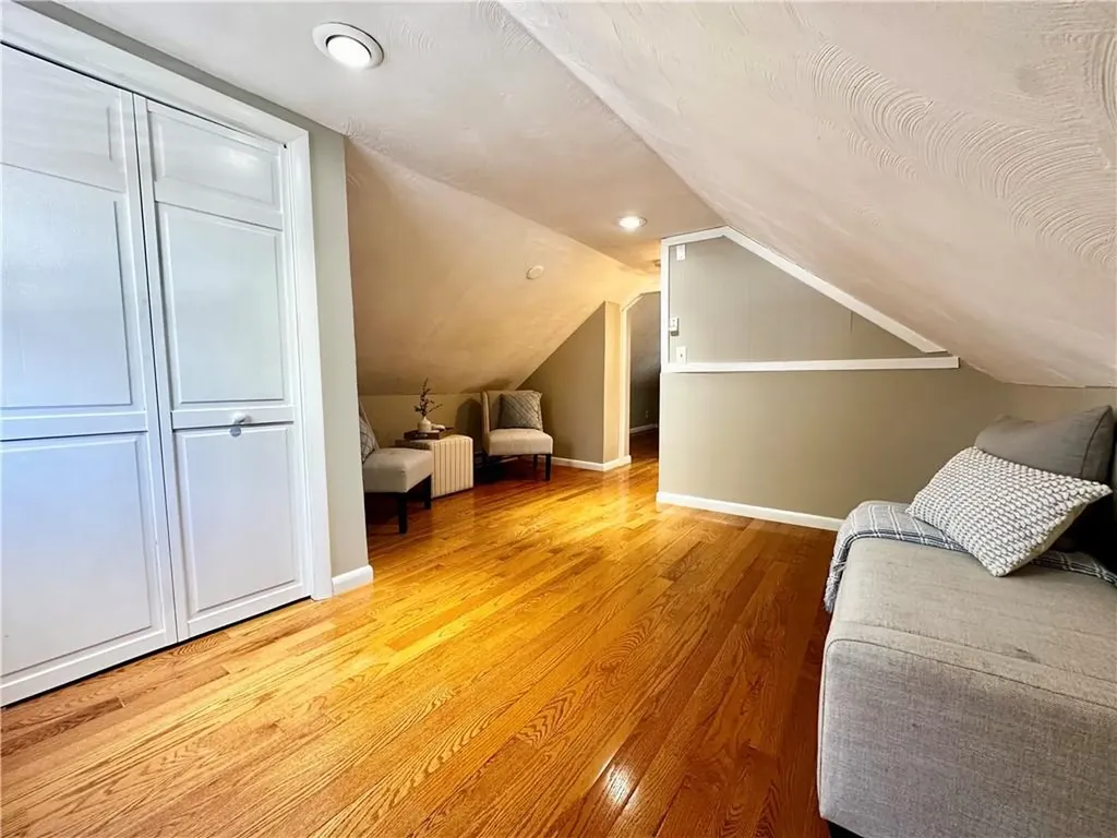 143 River Vue Avenue Warwick RI 02889