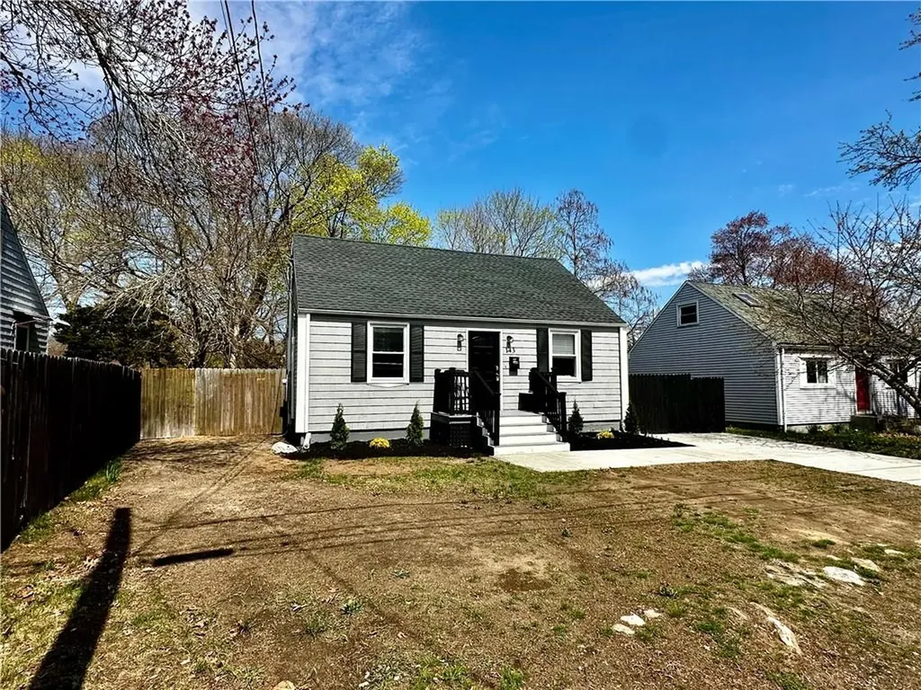 143 River Vue Avenue Warwick RI 02889