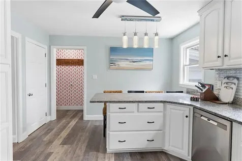 25 Robin Way Westerly RI 02891