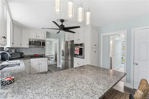25 Robin Way Westerly RI 02891