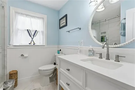 25 Robin Way Westerly RI 02891