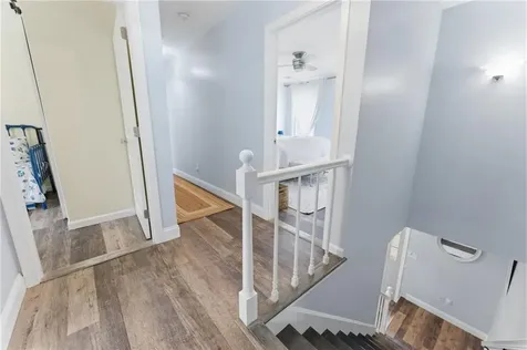 25 Robin Way Westerly RI 02891