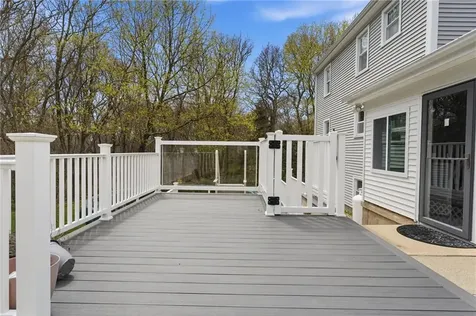 25 Robin Way Westerly RI 02891