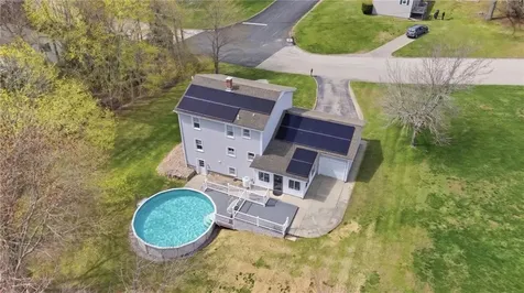 25 Robin Way Westerly RI 02891