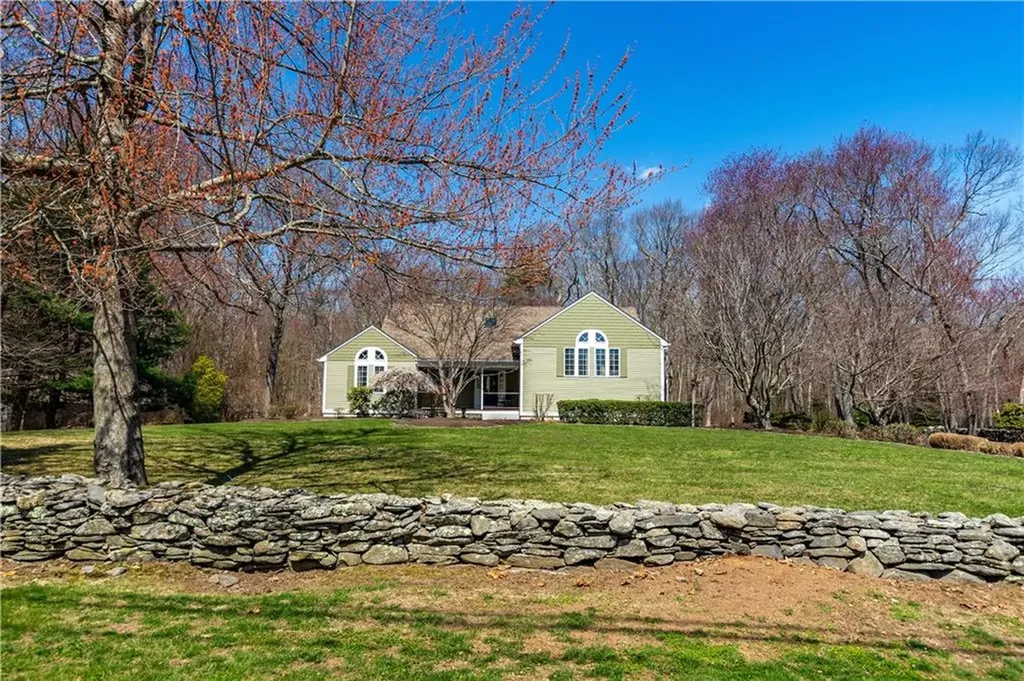 454 N. Quidnessett Road North Kingstown RI 02852