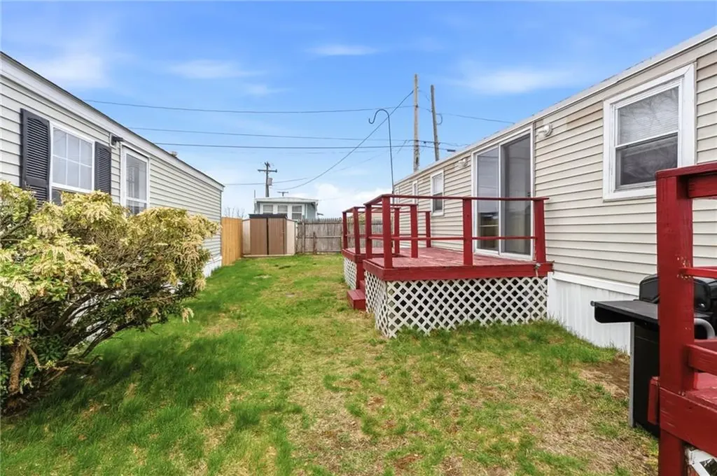 11 East Drive East Providence RI 02916