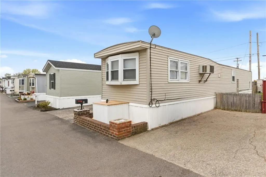 11 East Drive East Providence RI 02916