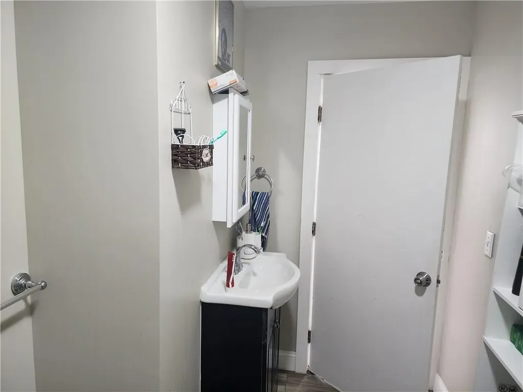7 Mount Vernon Street Providence RI 02907