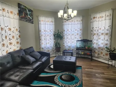 7 Mount Vernon Street Providence RI 02907