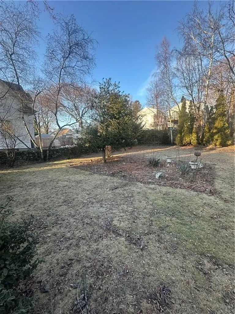 46 Longwood Avenue Providence RI 02908
