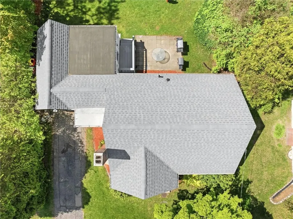 97 Delwood Road Warwick RI 02889