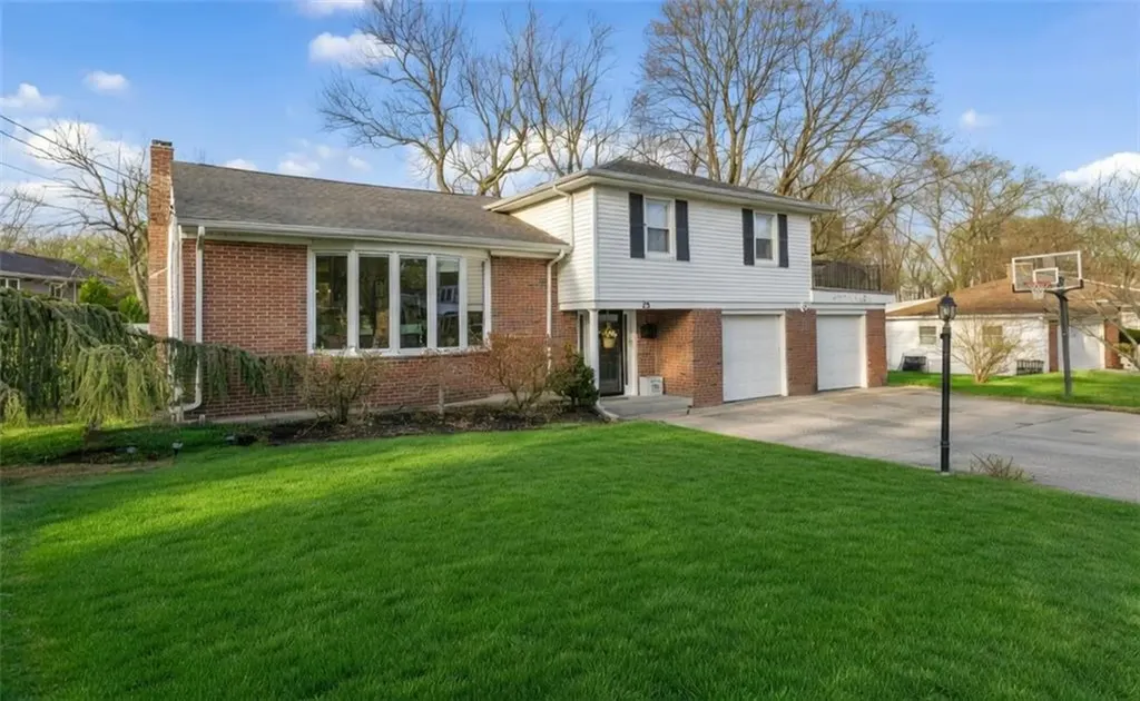 29 Golini Drive Johnston RI 02919
