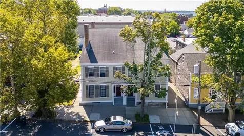 44 Bradford Street Bristol RI 02809