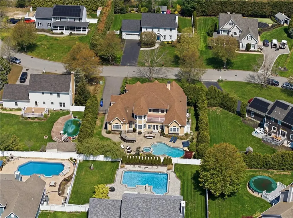 5 Casey Drive Bristol RI 02809