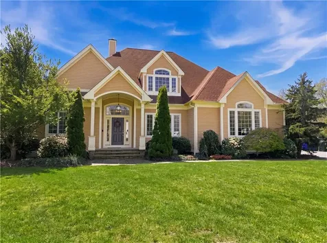 5 Casey Drive Bristol RI 02809