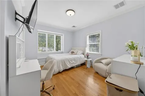5 Casey Drive Bristol RI 02809