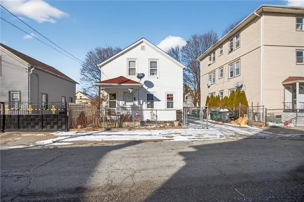 31 Sassafras Street Providence RI 02907