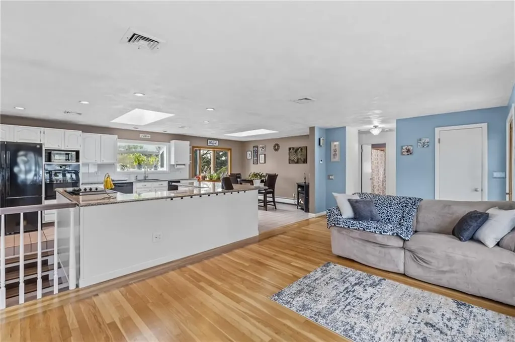 37 Carlson Circle West Warwick RI 02893