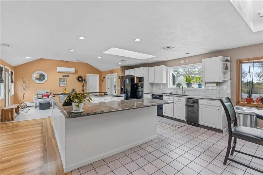 37 Carlson Circle West Warwick RI 02893