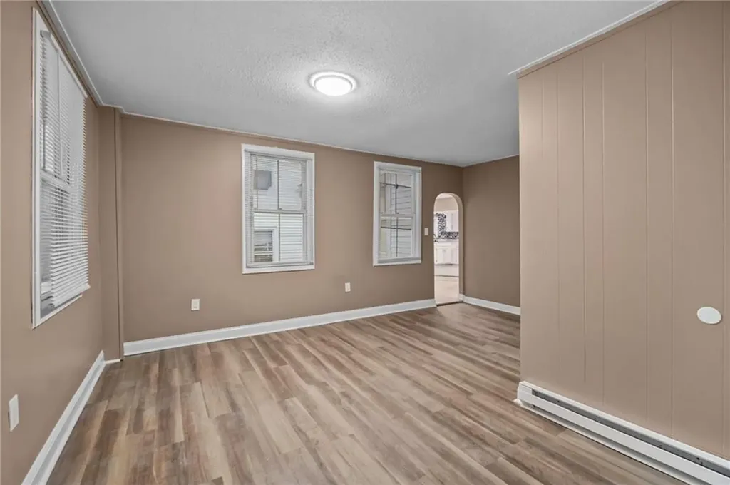 752 Social Street Woonsocket RI 02895