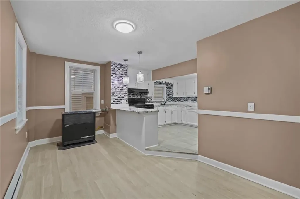 752 Social Street Woonsocket RI 02895