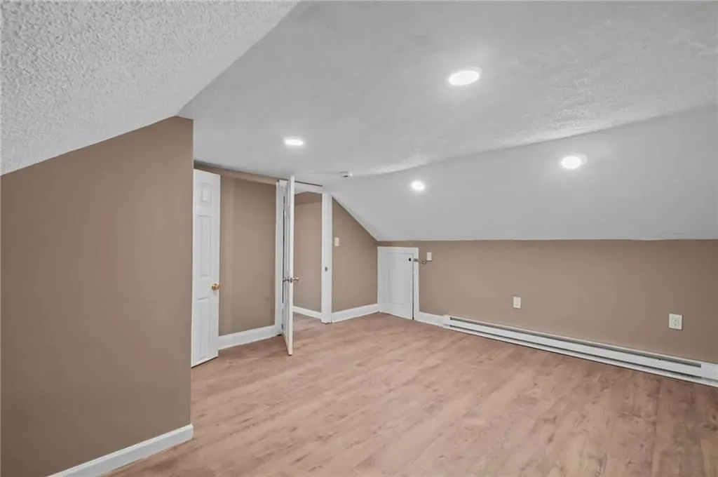 752 Social Street Woonsocket RI 02895