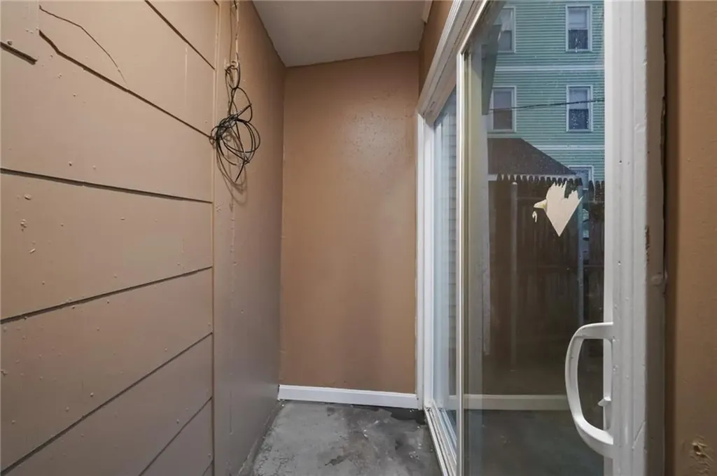 752 Social Street Woonsocket RI 02895