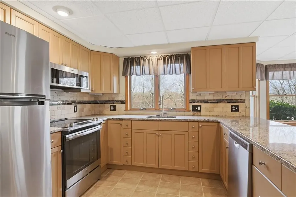 46 Timberland Drive Lincoln RI 02865