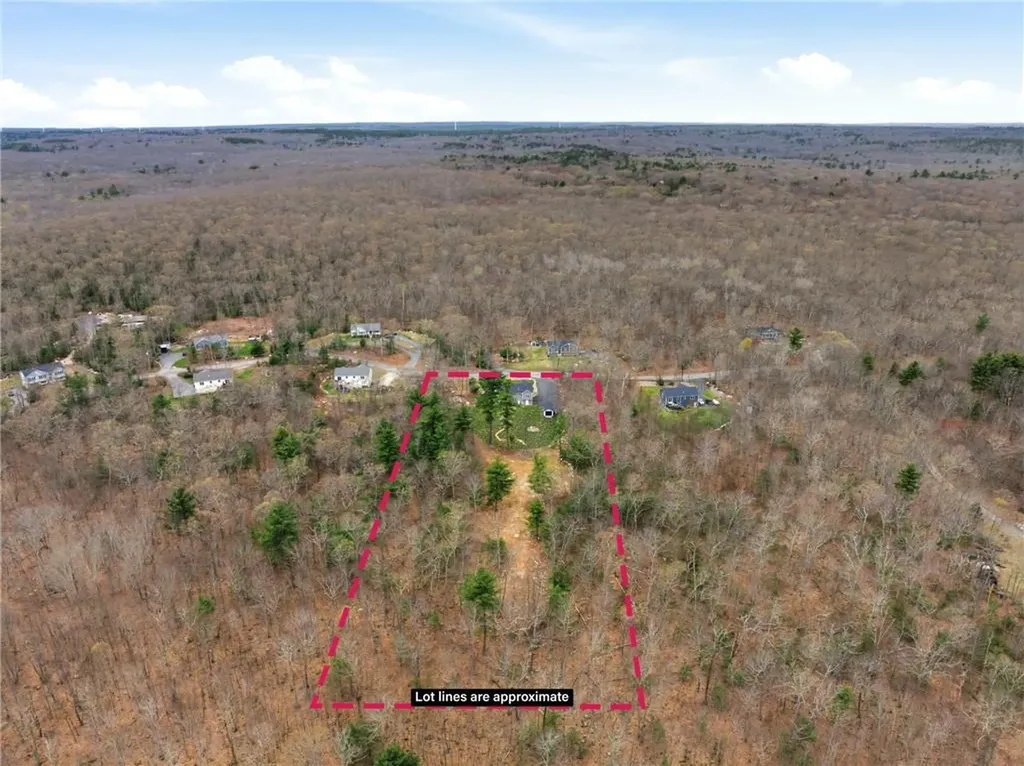 380 Ledge Road Coventry RI 02816