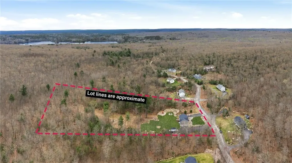 380 Ledge Road Coventry RI 02816