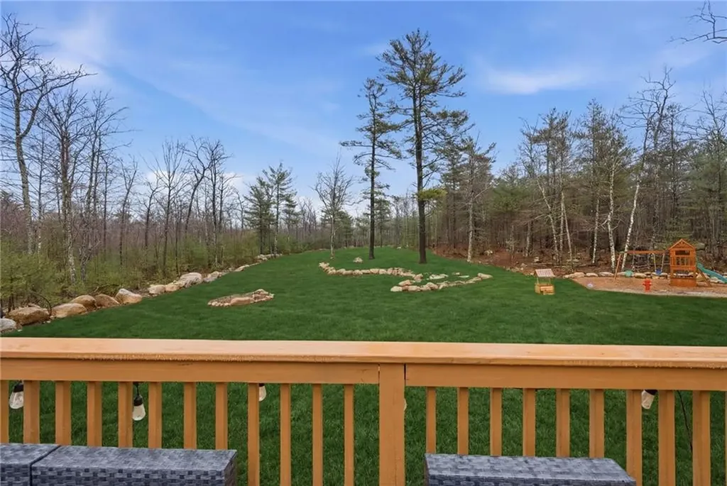 380 Ledge Road Coventry RI 02816