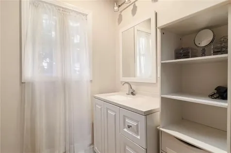 156 Putnam Street East Providence RI 02914