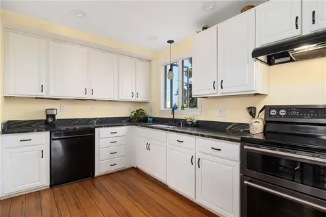 156 Putnam Street East Providence RI 02914
