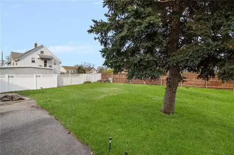 156 Putnam Street East Providence RI 02914