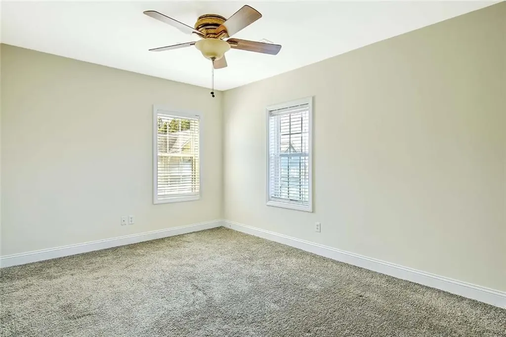 31 Garfield Avenue Bristol RI 02809