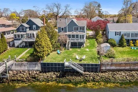 233 Terrace Avenue East Providence RI 02915