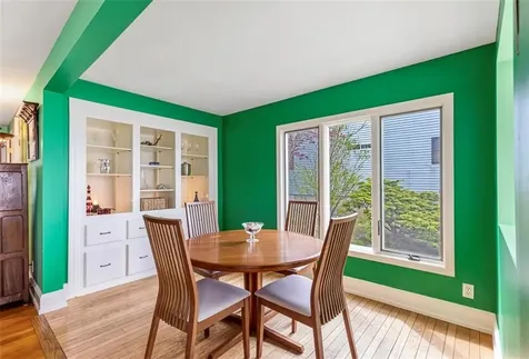 233 Terrace Avenue East Providence RI 02915